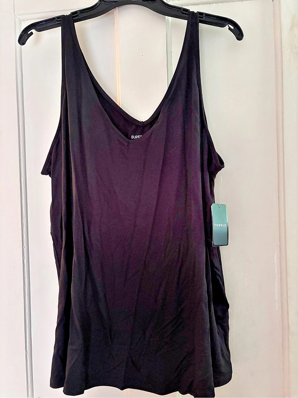 Torrid Super Soft V-Neck Swing Tank Black 1X